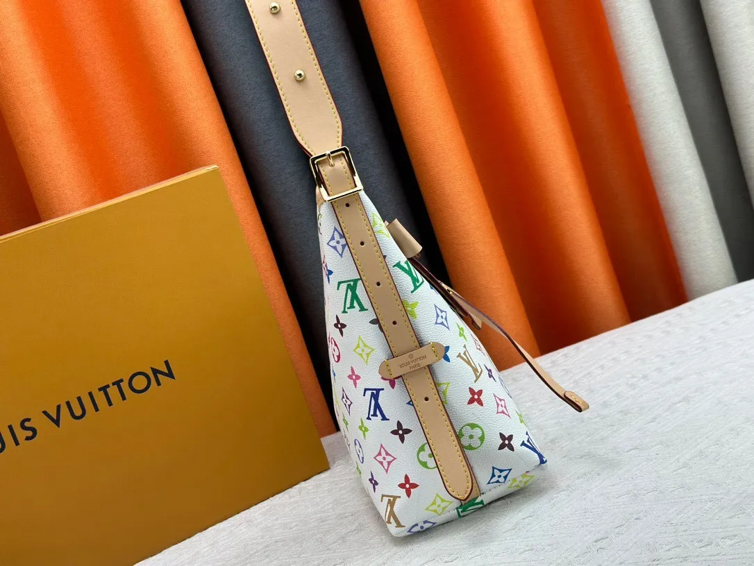 All Categories Official Website "Brand Women's Bags" Women's Bags 💙 LV 2024 New LV Underarm Bag