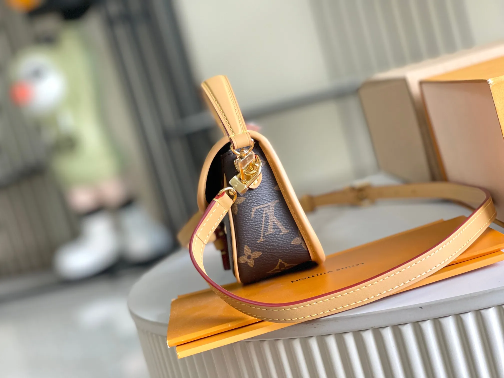 All Categories 💚 Authentic Grade Bags 💚 LV 2026 New LV Top Replica Crossbody Shoulder Bag
