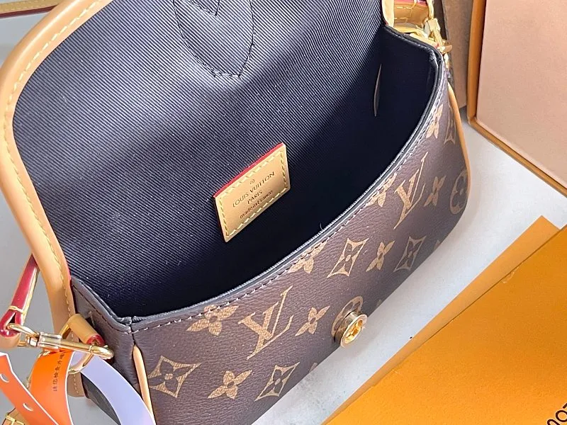 All Categories 💚 Authentic Grade Bags 💚 LV 2026 New LV Top Replica Crossbody Shoulder Bag