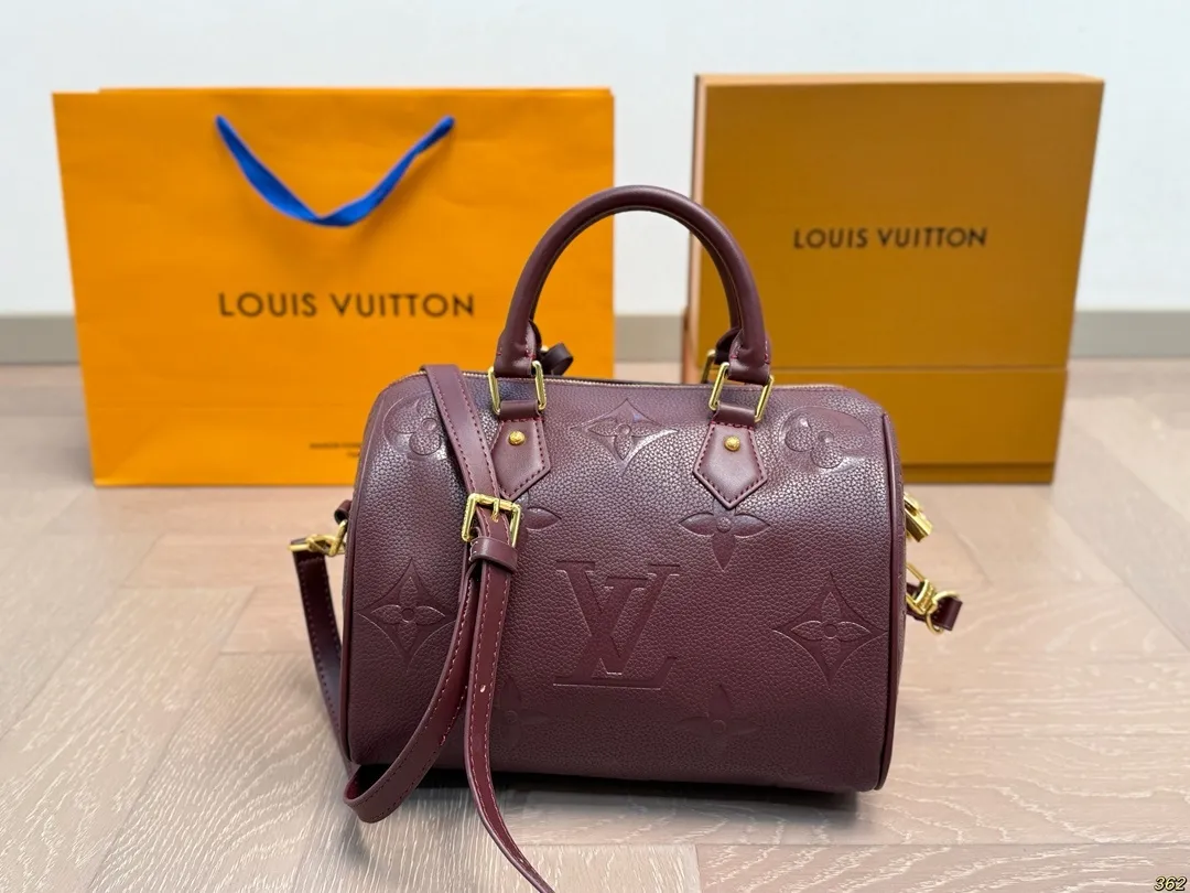 All Categories Official Website "Brand Women's Bags" Women's Bags 💙 LV 2025 New LV Crossbody Bag