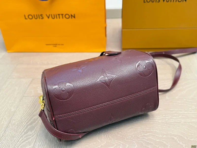 All Categories Official Website "Brand Women's Bags" Women's Bags 💙 LV 2025 New LV Crossbody Bag