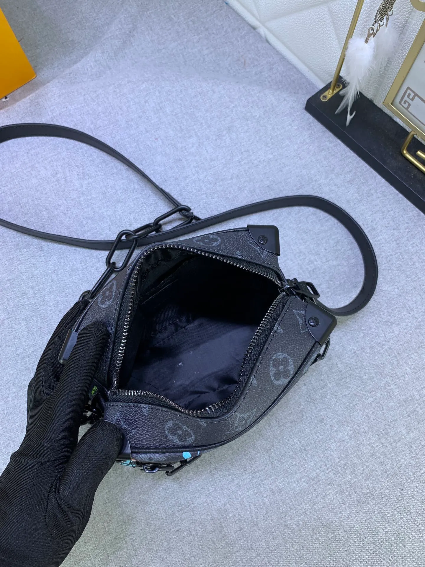 All Categories Official Website "Brand Women's Bags" Women's Bags 💙 LV 2022 New LV Crossbody Bag Wholesale High Quality Size: 18.5-13-8