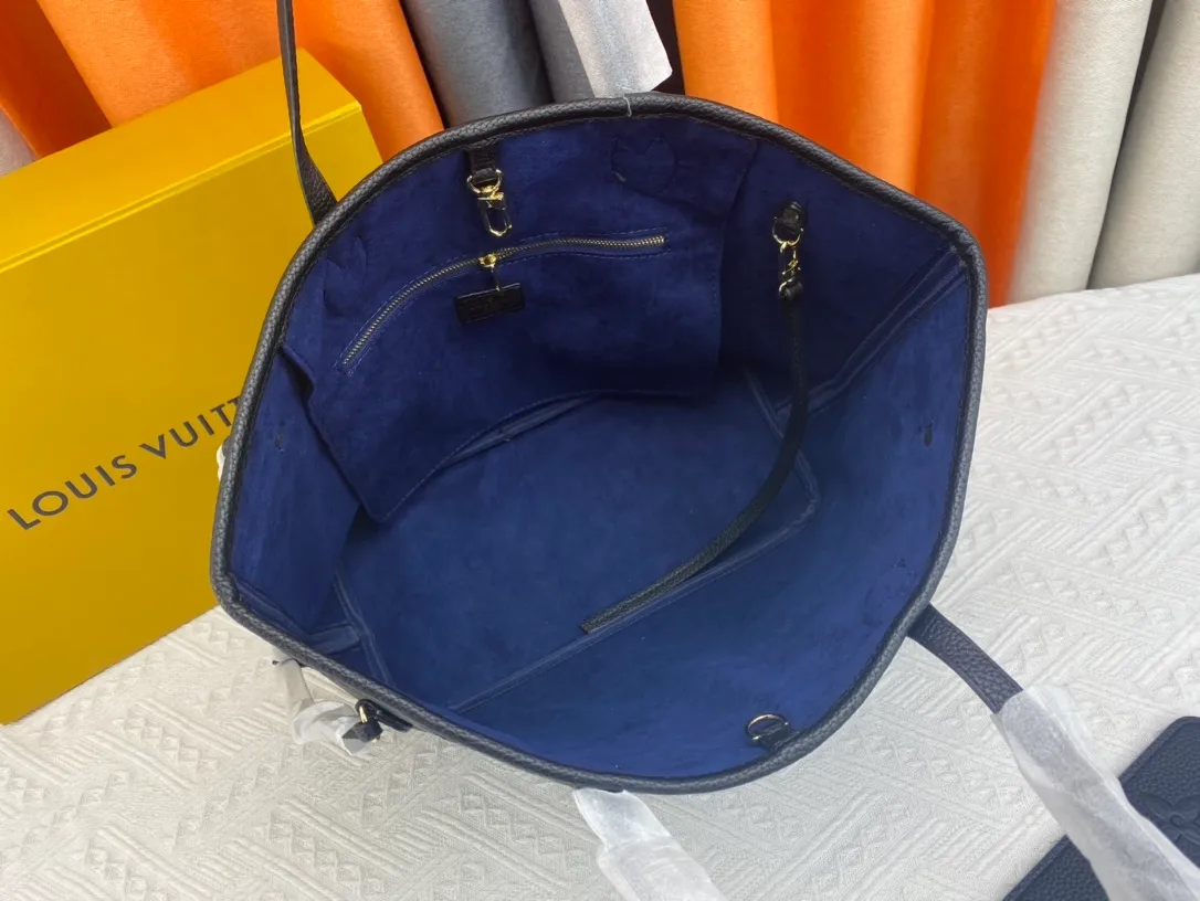 All categories Official website "Brand Women's Bags" Women's Bags 💙 LV replica LV, fine imitation LV bags, LV shoulder bags, 2023 official latest version LV full leather embossed handbag, bag factory, original material, size: 32-29-17CM