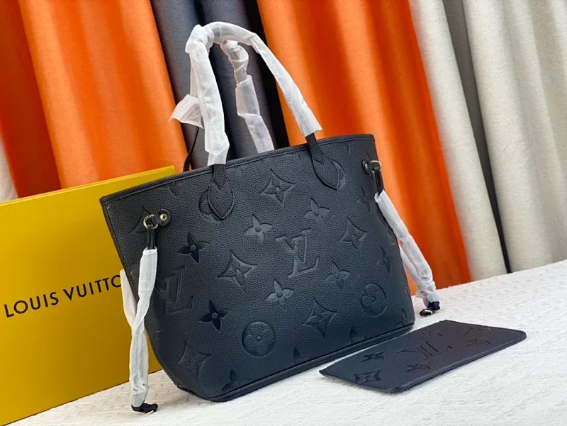All categories Official website "Brand Women's Bags" Women's Bags 💙 LV replica LV, fine imitation LV bags, LV shoulder bags, 2023 official latest version LV full leather embossed handbag, bag factory, original material, size: 32-29-17CM