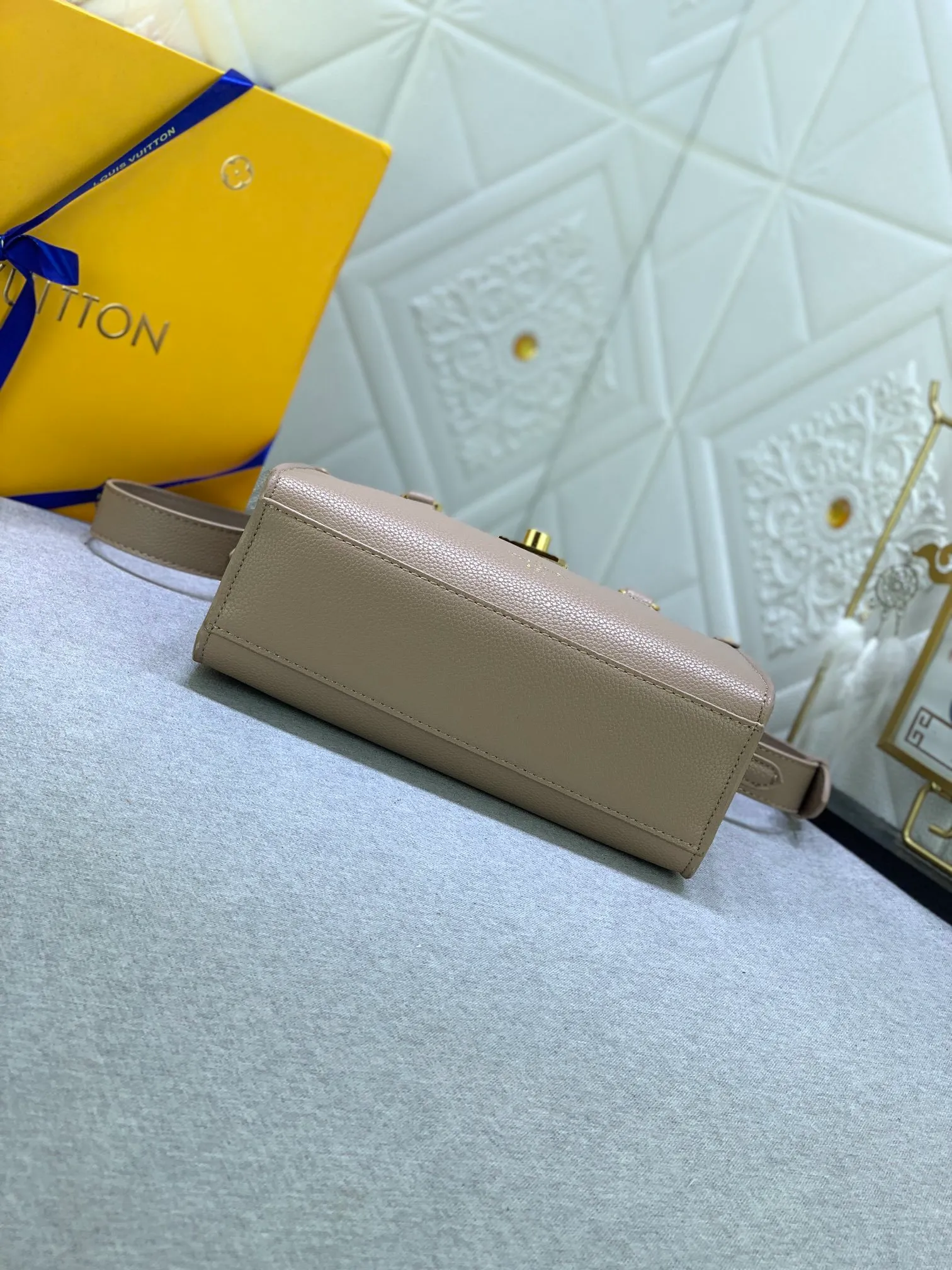 All Categories Official Website "Brand Women's Bags" Women's Bags 💙 LV 2024 New LV Crossbody Bag