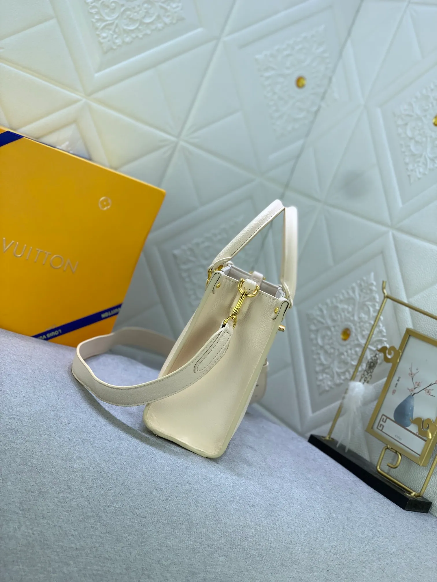 All Categories Official Website "Brand Women's Bags" Women's Bags 💙 LV 2024 New LV Crossbody Bag