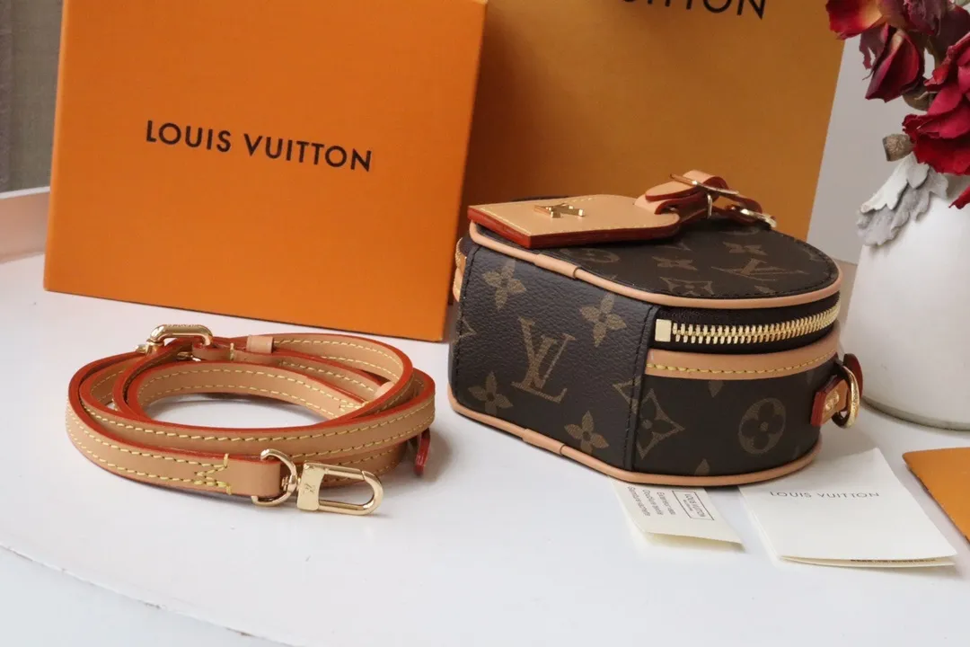 All categories Official website "Brand Women's Bags" Women's Bags 💙 LV replica LV, fine imitation LV bags, LV shoulder bags, 2023 official latest version LV crossbody bag, bag factory, original material, size: 13-12-6.5CM