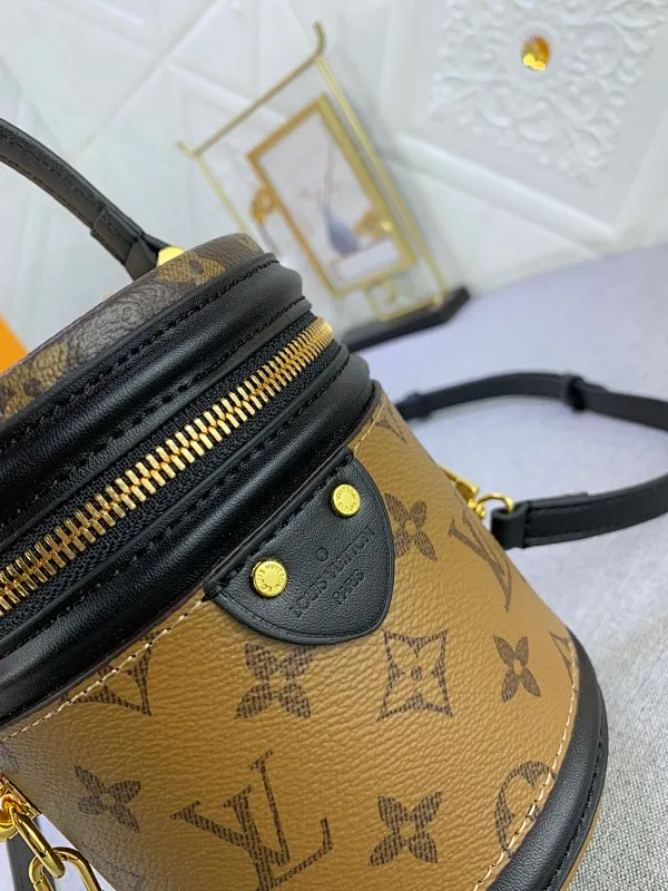 All Categories Official Website "Brand Women's Bags" Women's Bags 💙 LV 2024 New LV Crossbody Bag