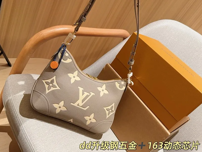 All Categories Official Website "Brand Women's Bags" Women's Bags 💙 LV 2025 New LV Crossbody Bag