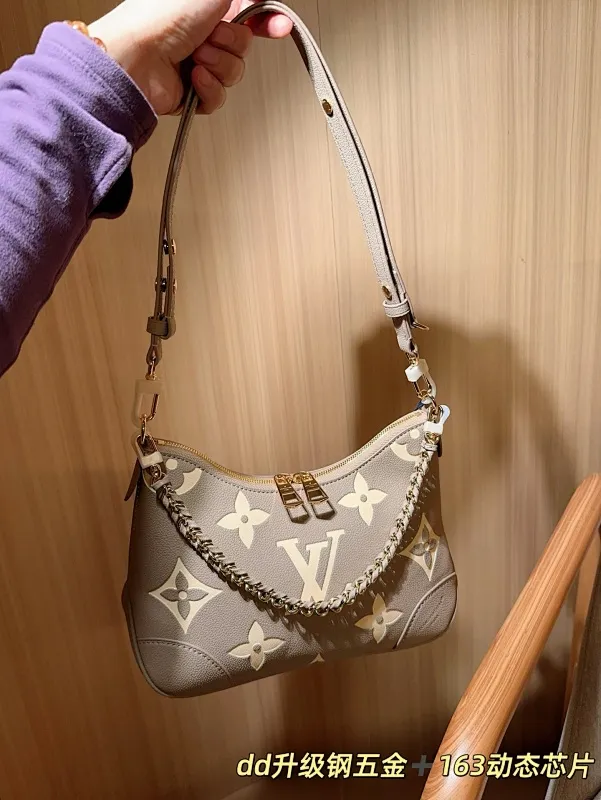 All Categories Official Website "Brand Women's Bags" Women's Bags 💙 LV 2025 New LV Crossbody Bag