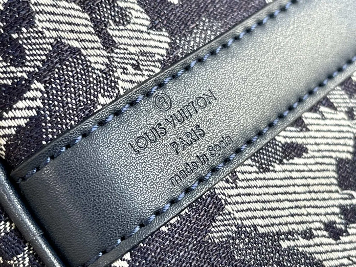 All categories 💚 Authentic bags 💚 LV LV new travel bag