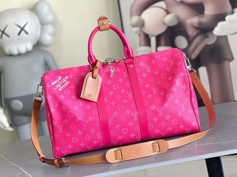 All categories 💚 Authentic bags 💚 LV LV new travel bag