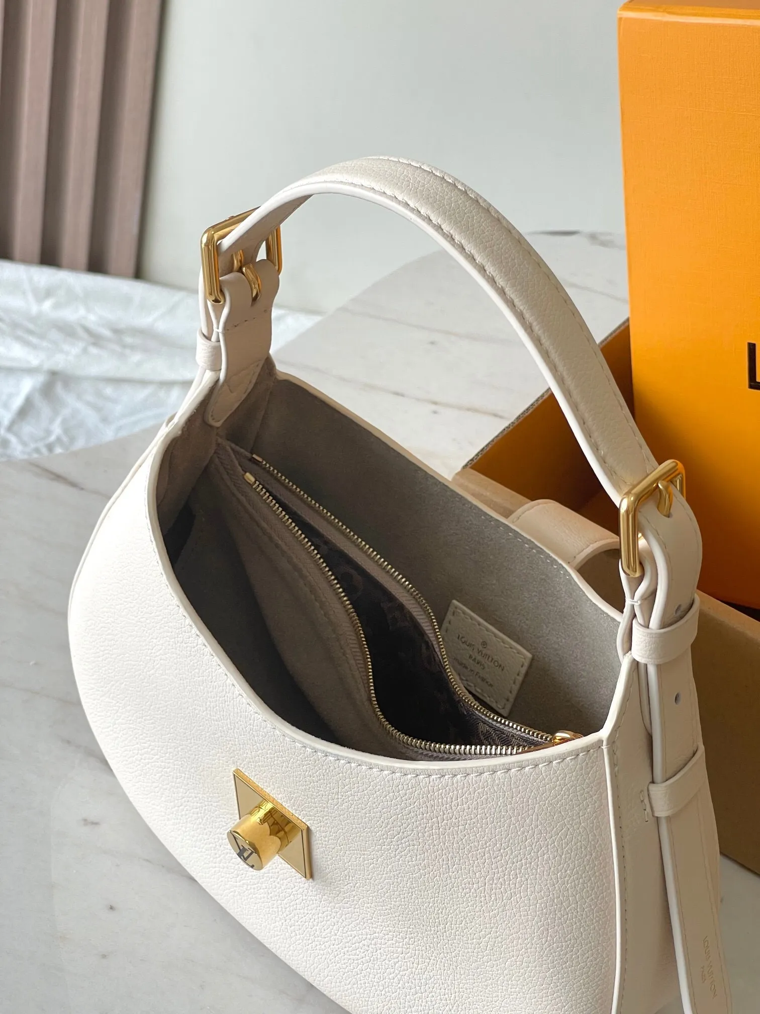 All categories 💚 Authentic bags 💚 LV 2024 official website new LV armpit bag