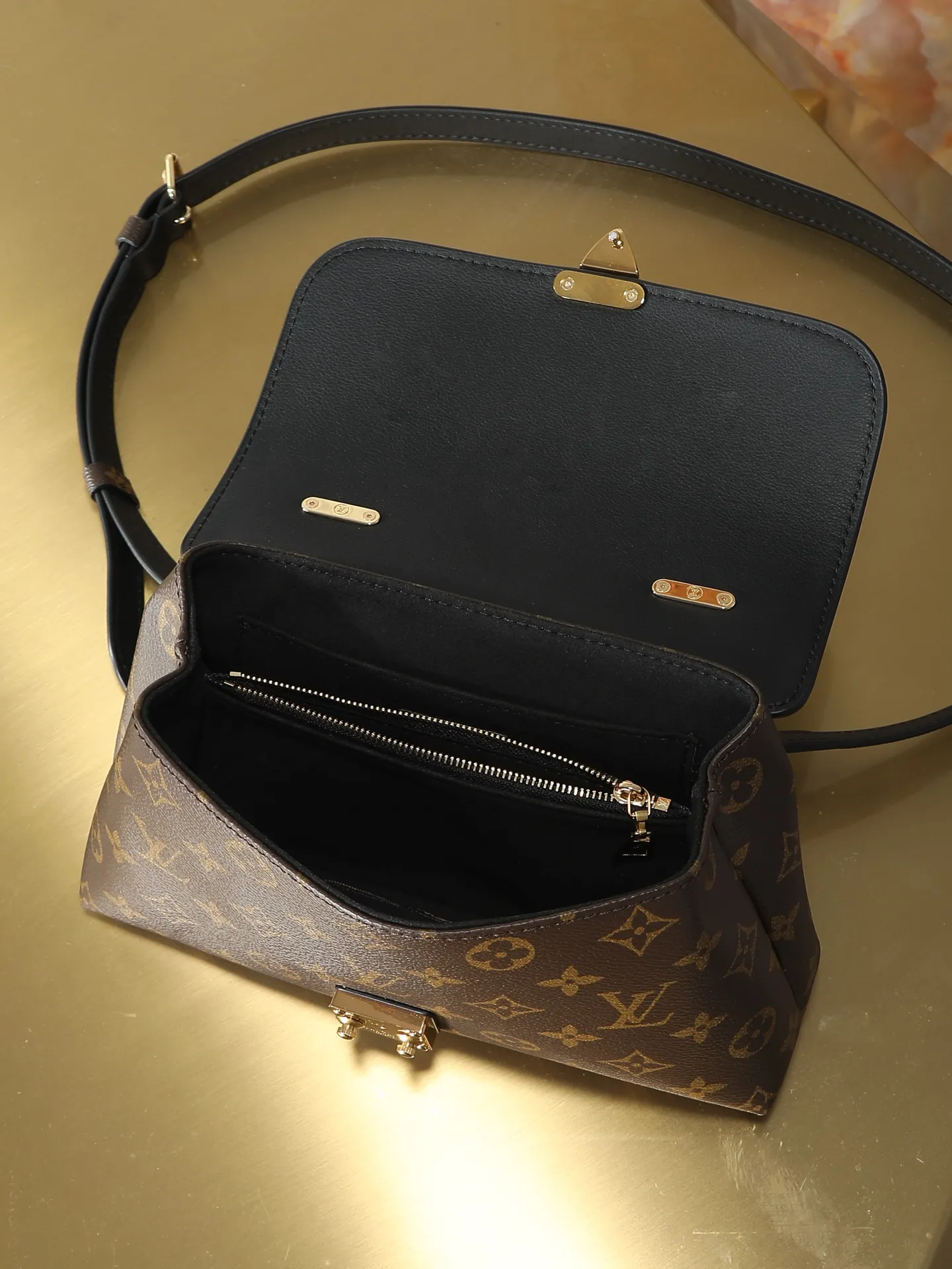 All Categories Official Website "Brand Women's Bags" Women's Bags 💙 LV 2026 Official Website New LV Crossbody Bag