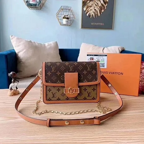 All categories Official website "Brand Women's Bags" Women's Bags 💙 LV fine imitation LV, high imitation LV bags, LV crossbody bags, 2023 official latest version LV crossbody bags, LV bag factory, recommended bags, size: 25-12-17CM