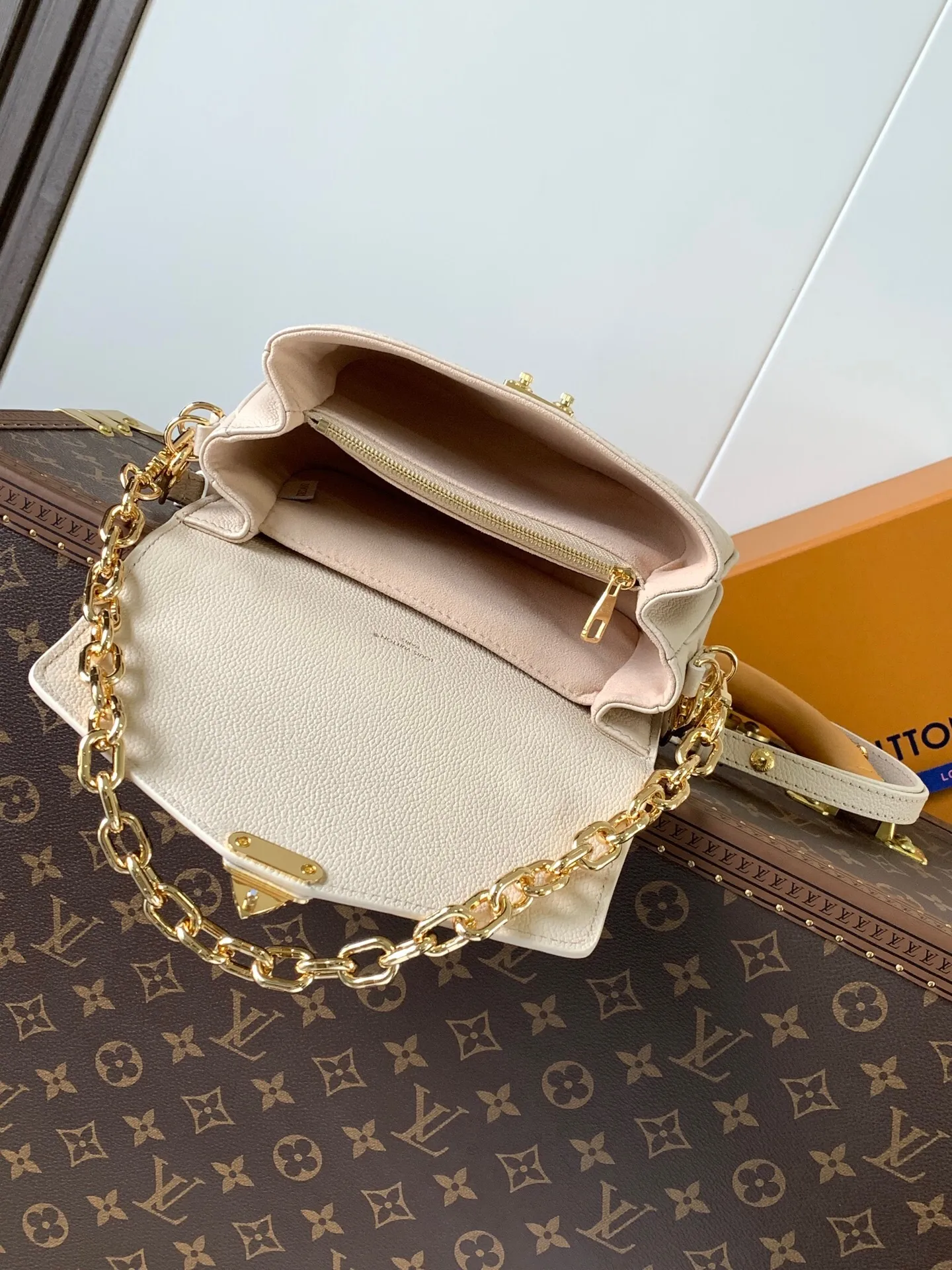 All Categories Official Website "Brand Women's Bags" Women's Bags 💙 LV 2025 New LV Crossbody Bag