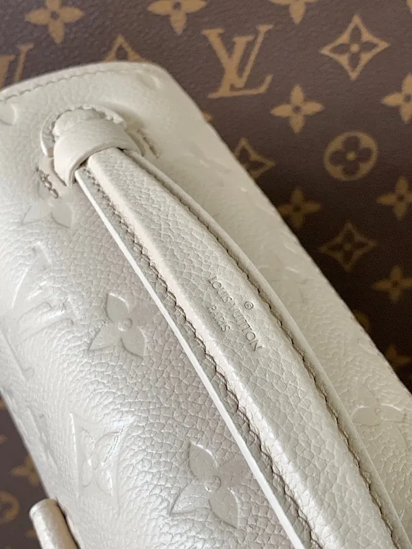 All Categories Official Website "Brand Women's Bags" Women's Bags 💙 LV 2025 New LV Crossbody Bag