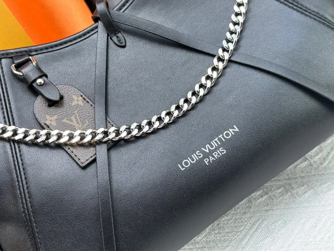 All Categories Official Website "Brand Women's Bags" Women's Bags 💙 LV 2024 New LV Crossbody Bag