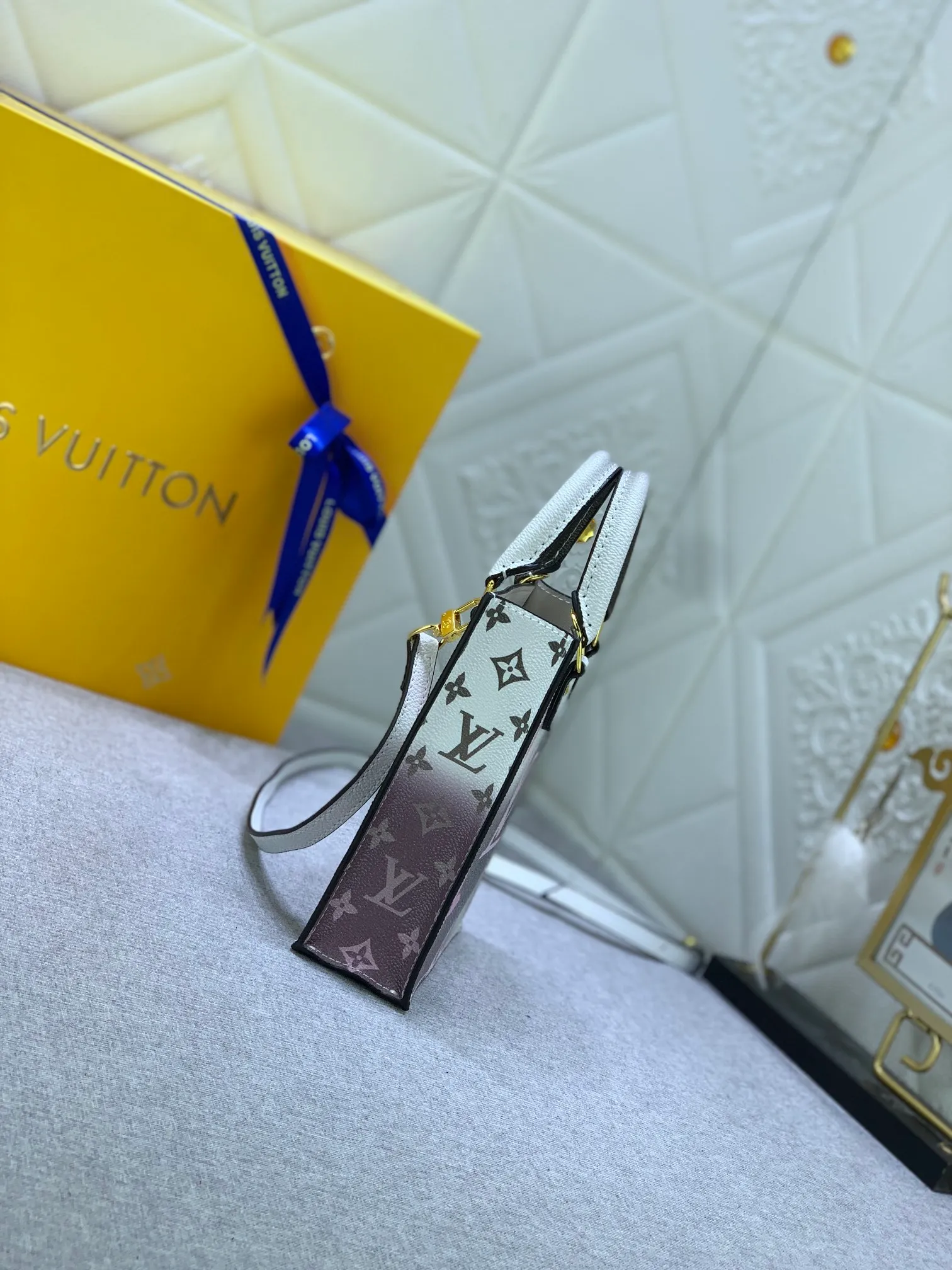 All Categories Official Website "Brand Women's Bags" Women's Bags 💙 LV 2023 New LV Crossbody Bag