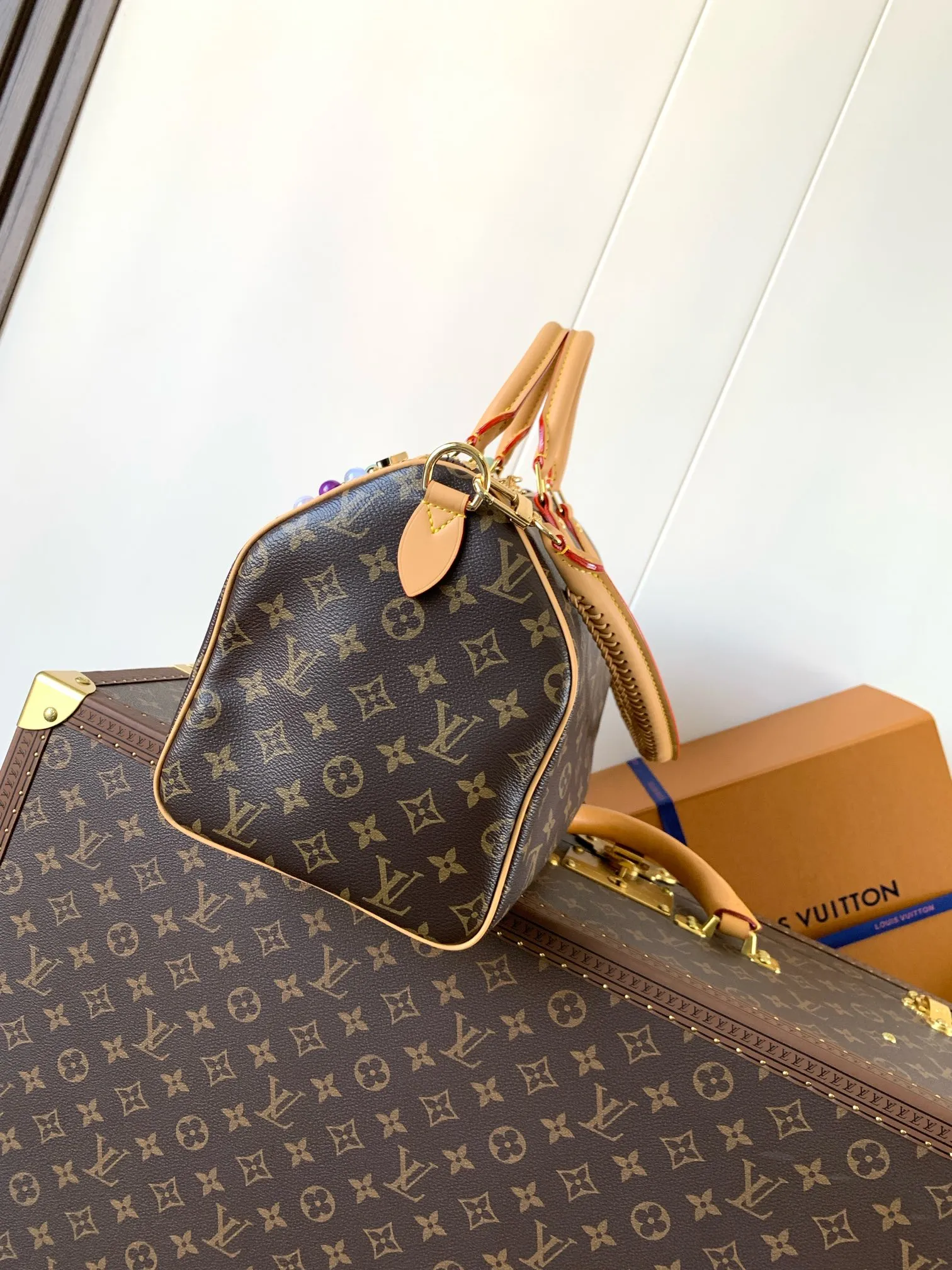 All categories Official website "Brand Women's Bags" Women's Bags 💙 LV 2026 new LV hand-held crossbody bag