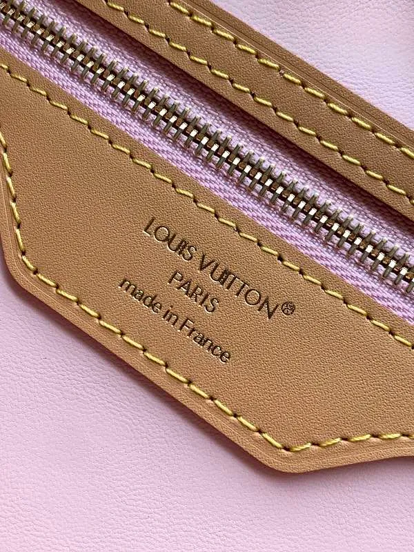 All categories Official website "Brand Women's Bags" Women's Bags 💙 LV 2026 new LV hand-held crossbody bag