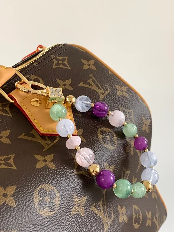 All categories Official website "Brand Women's Bags" Women's Bags 💙 LV 2026 new LV hand-held crossbody bag