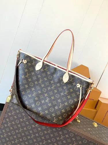 All categories Official website "Brand Women's Bags" Women's Bags 💙 LV 2026 new LV hand-held crossbody bag