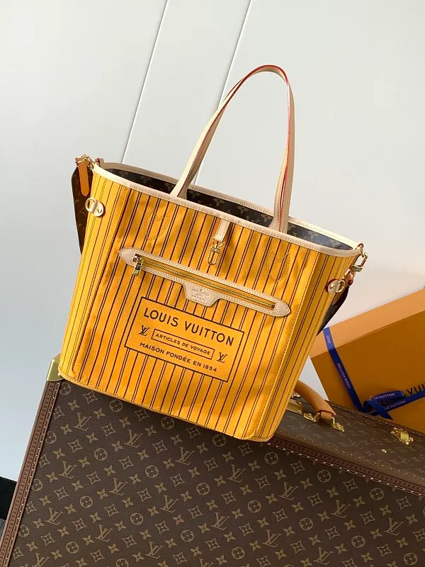 All categories Official website "Brand Women's Bags" Women's Bags 💙 LV 2026 new LV hand-held crossbody bag