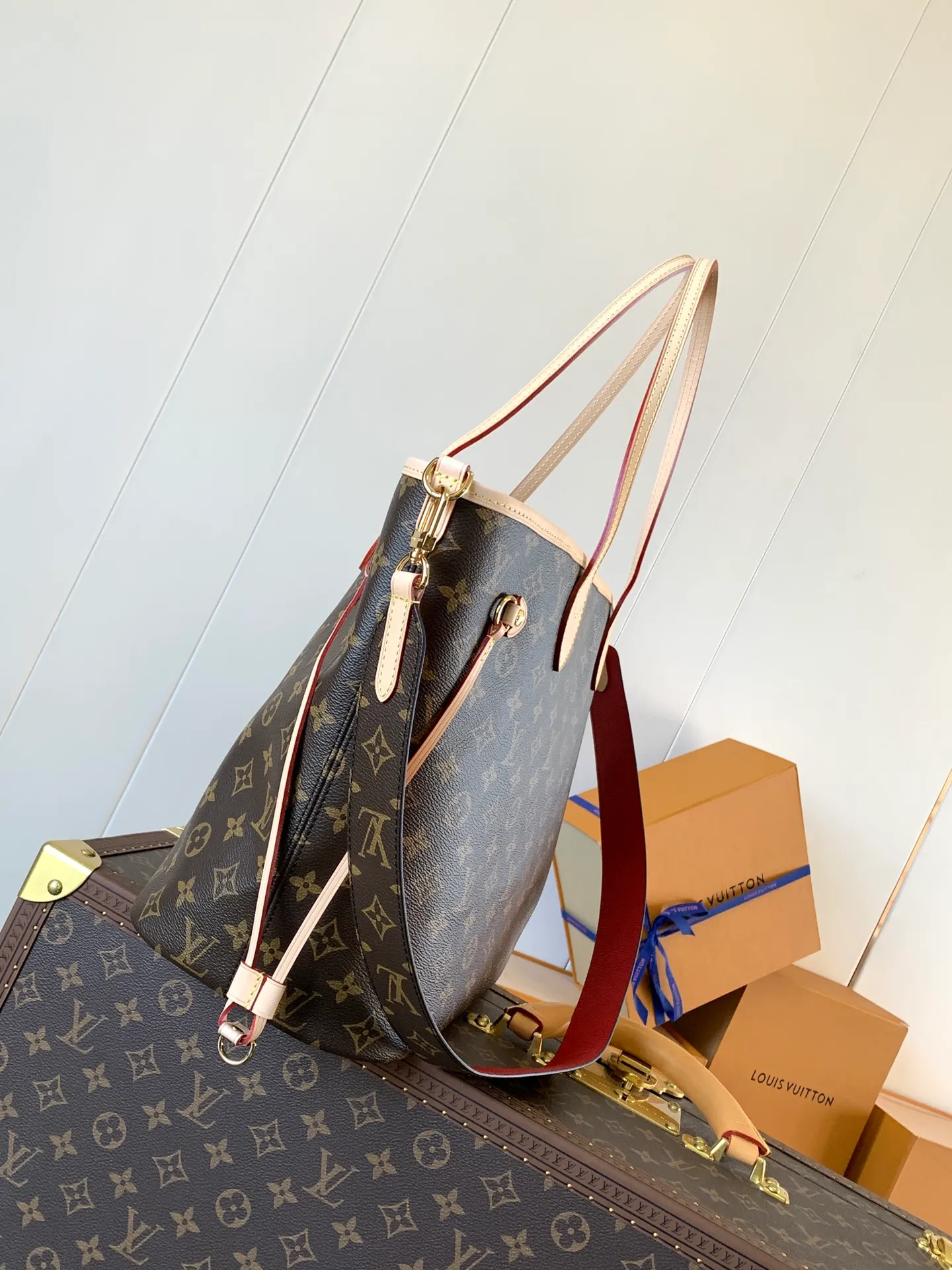 All categories Official website "Brand Women's Bags" Women's Bags 💙 LV 2026 new LV hand-held crossbody bag