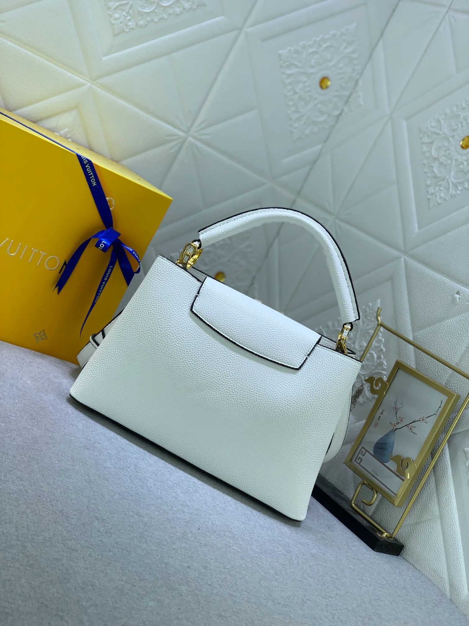 All Categories Official Website "Brand Women's Bags" Women's Bags 💙 LV 2023 New LV Crossbody Bag