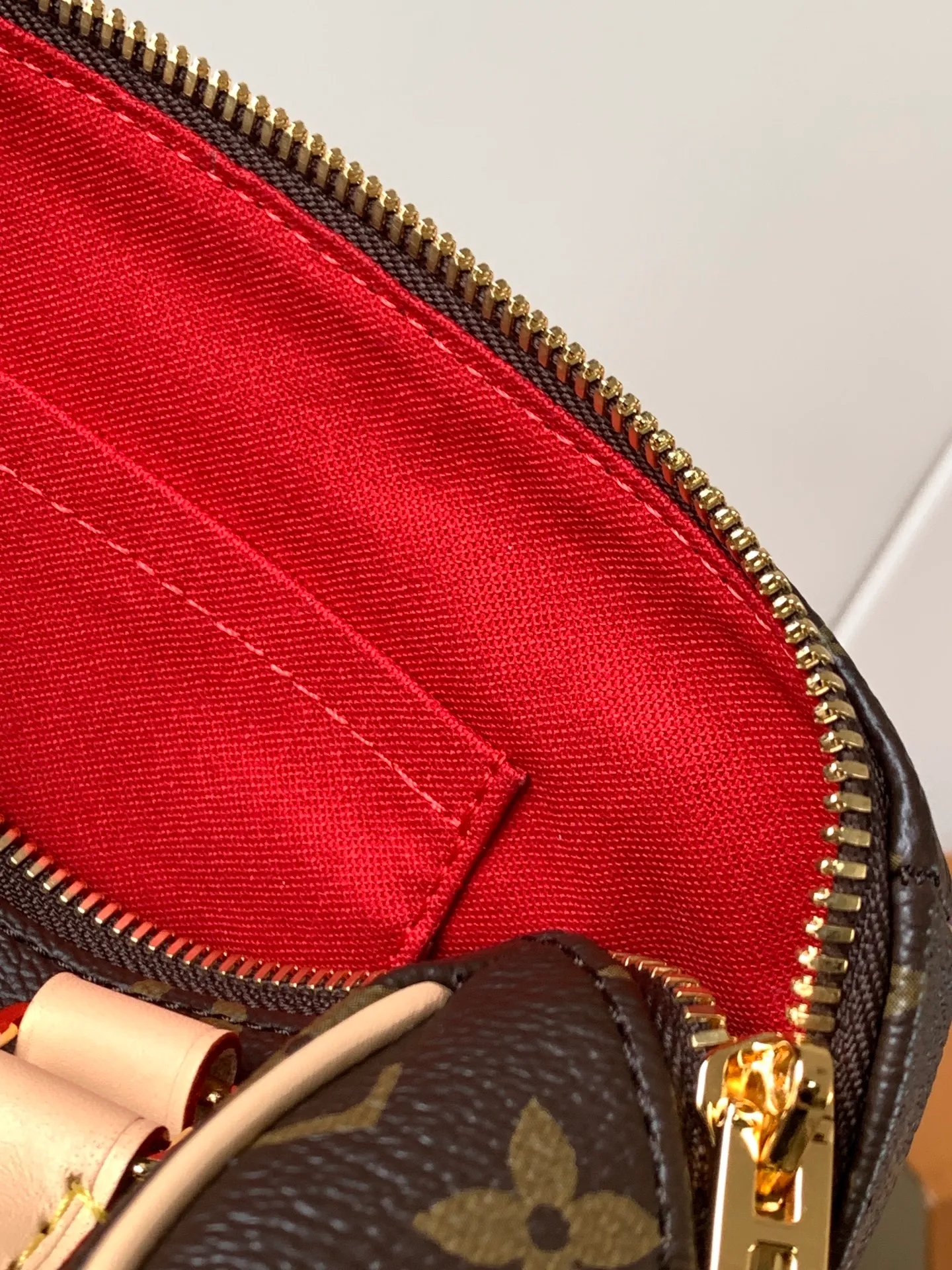 All Categories Official Website "Brand Women's Bags" Women's Bags 💙 LV 2026 New LV Crossbody Bag