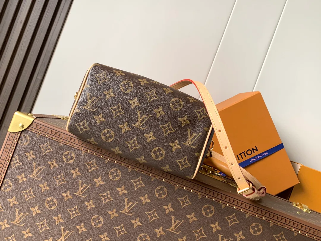 All Categories Official Website "Brand Women's Bags" Women's Bags 💙 LV 2026 New LV Crossbody Bag