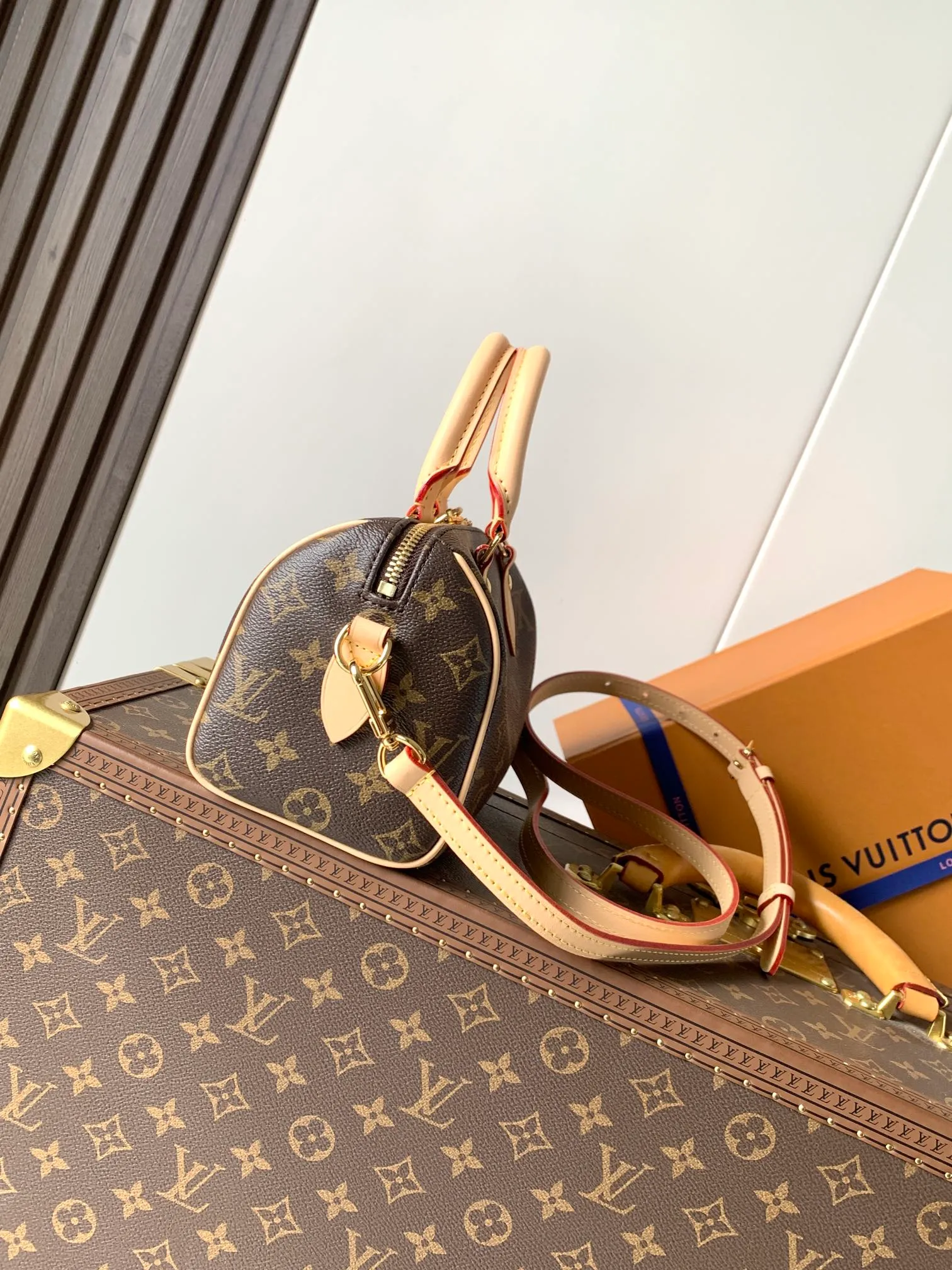 All Categories Official Website "Brand Women's Bags" Women's Bags 💙 LV 2026 New LV Crossbody Bag