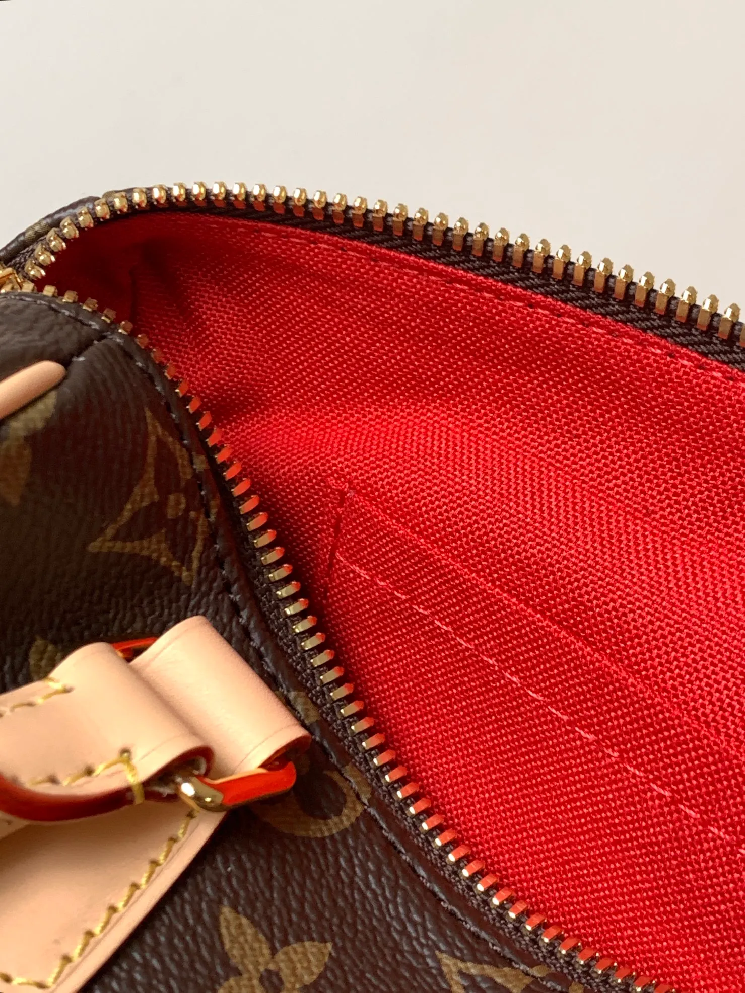 All Categories Official Website "Brand Women's Bags" Women's Bags 💙 LV 2026 New LV Crossbody Bag