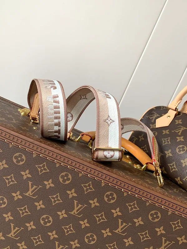 All Categories Official Website "Brand Women's Bags" Women's Bags 💙 LV 2026 New LV Crossbody Bag