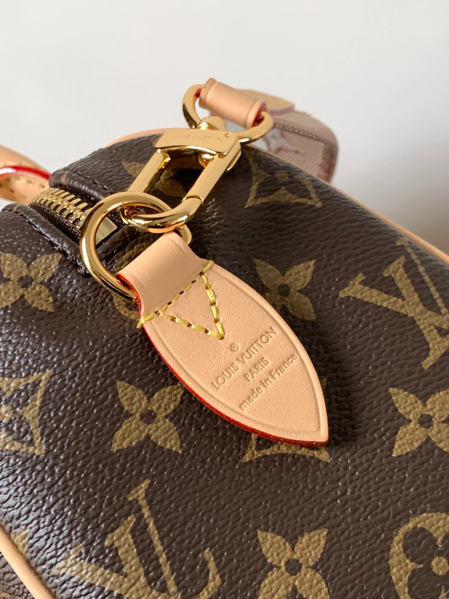 All Categories Official Website "Brand Women's Bags" Women's Bags 💙 LV 2026 New LV Crossbody Bag