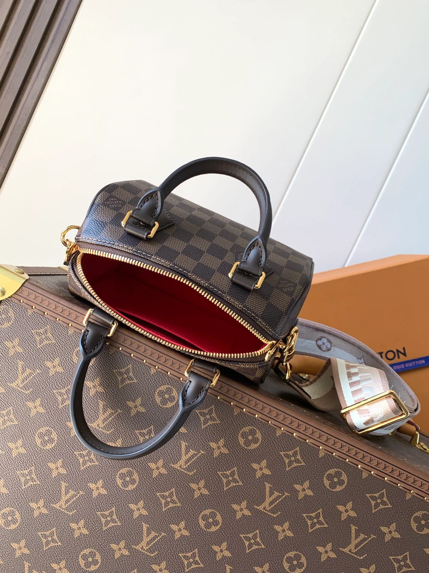 All Categories Official Website "Brand Women's Bags" Women's Bags 💙 LV 2026 New LV Crossbody Bag