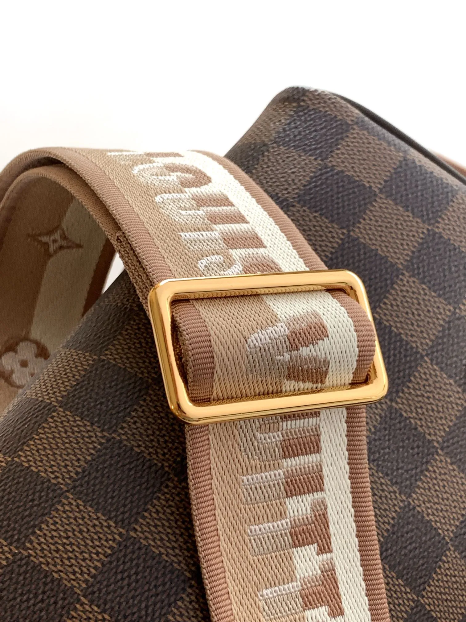 All Categories Official Website "Brand Women's Bags" Women's Bags 💙 LV 2026 New LV Crossbody Bag