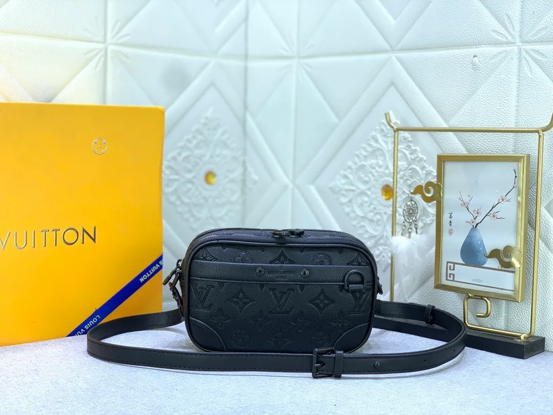 All Categories Official Website "Brand Women's Bags" Women's Bags 💙 LV 2024 New LV Crossbody Bag
