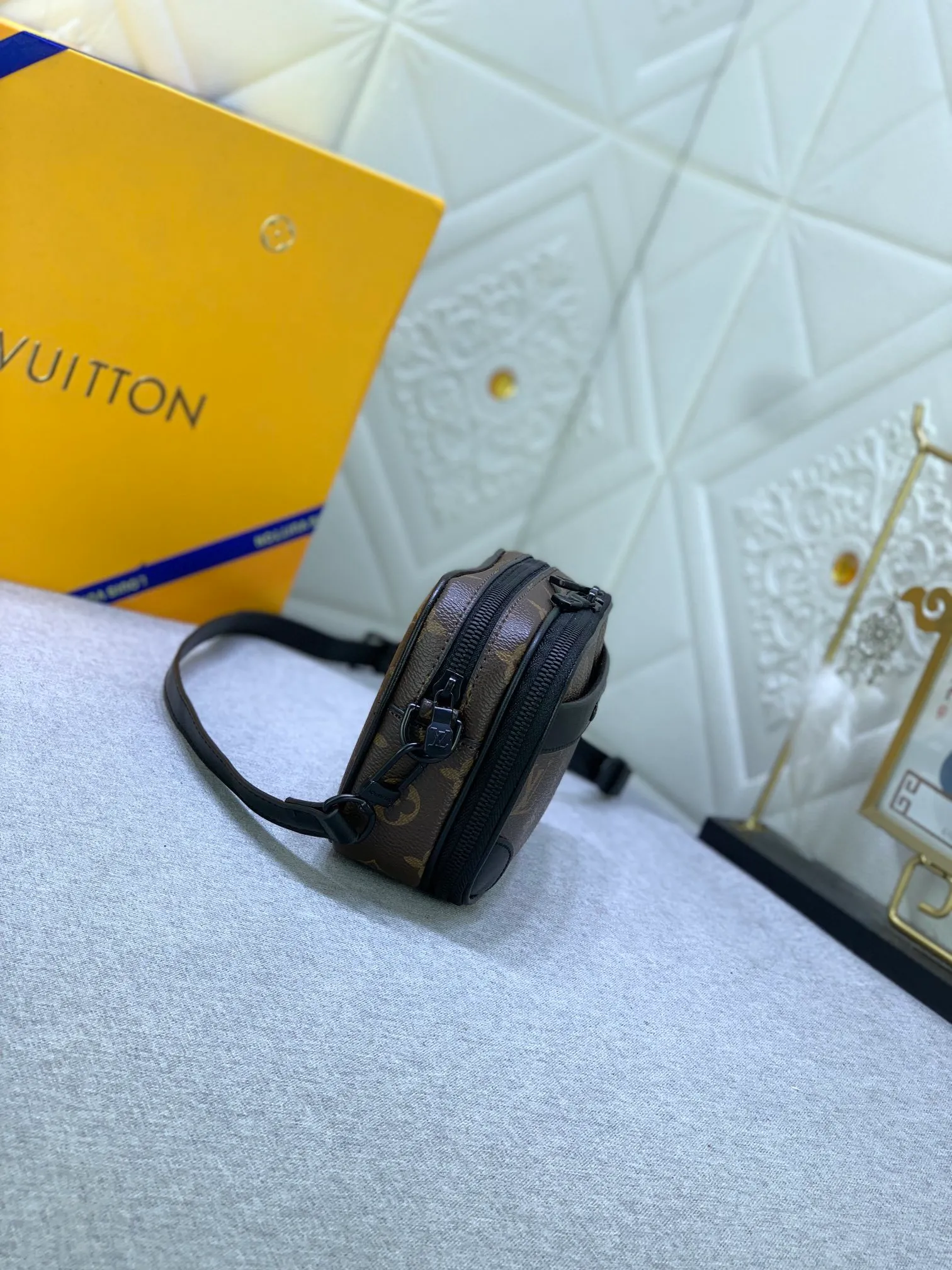 All Categories Official Website "Brand Women's Bags" Women's Bags 💙 LV 2024 New LV Crossbody Bag