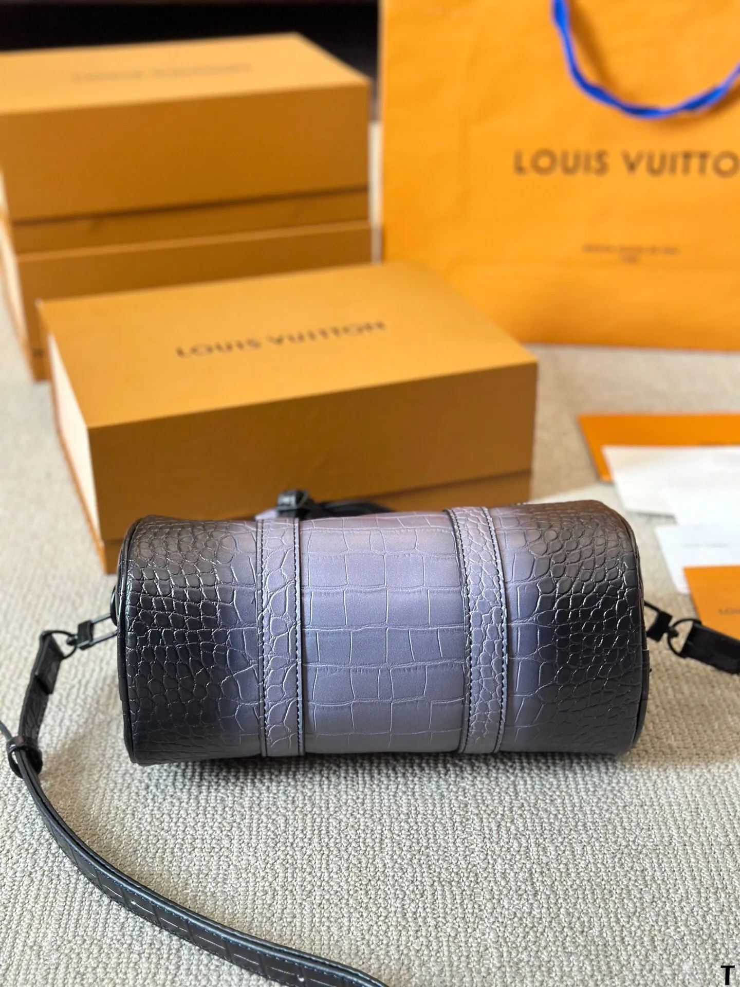 All Categories Official Website "Brand Women's Bags" Women's Bags 💙 LV 2024 Official Website New LV Crossbody Bags