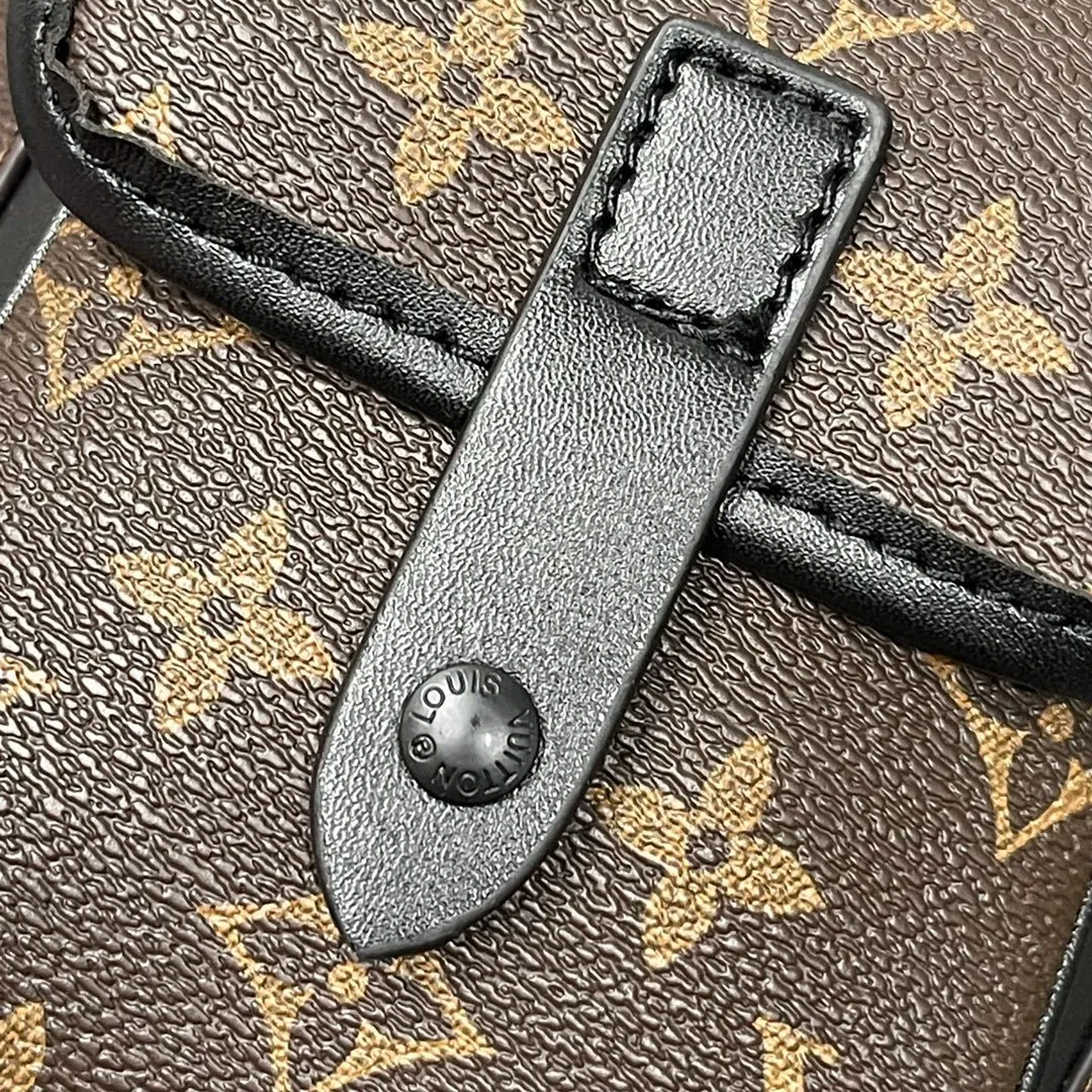 All categories Official website "Brand Women's Bags" Women's Bags 💙 LV Christopher mini handbag is made of iconic Monogram Macassar material and matte metal parts, with adjustable shoulder straps, and a dynamic atmosphere bursts out. It also features spacious compartments and front pockets, providing a modern way to carry your daily essentials. Dimensions: 15.0 x