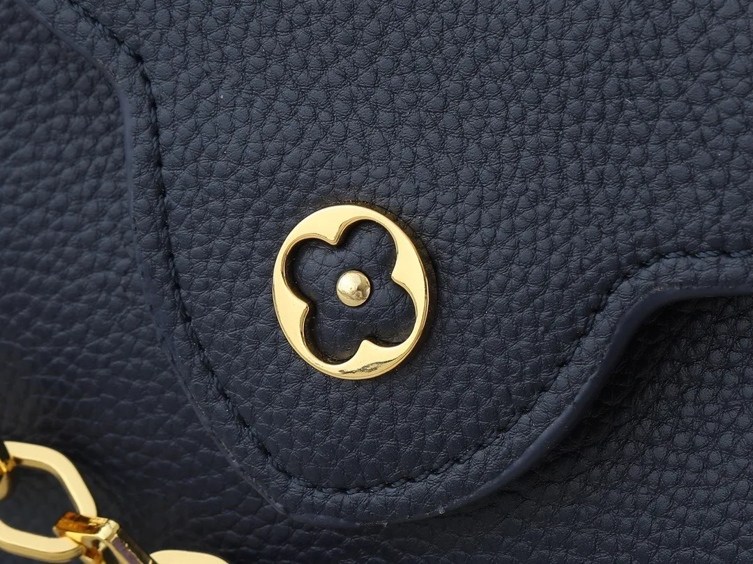 All Categories Official Website "Brand Women's Bags" Women's Bags 💙 LV 2025 New LV Crossbody Bag
