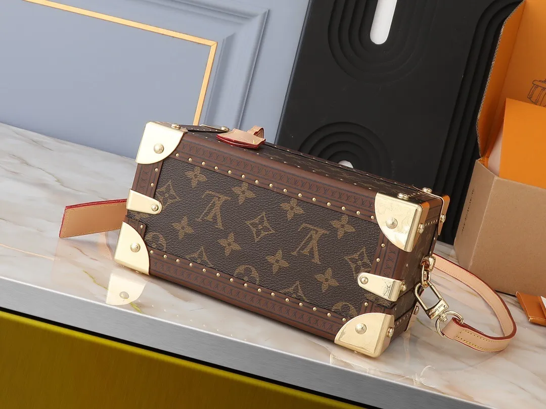 All Categories Official Website "Brand Women's Bags" Women's Bags 💙 LV 2024 Official Website New LV Crossbody Bags