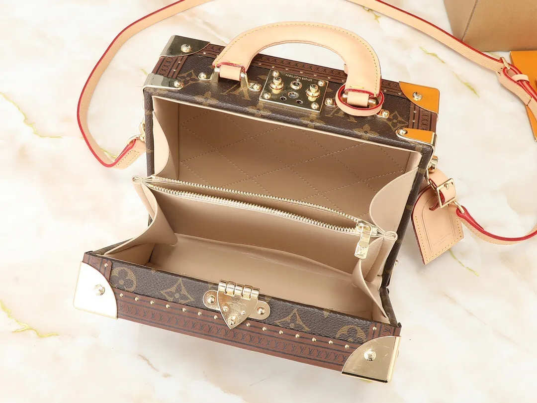 All Categories Official Website "Brand Women's Bags" Women's Bags 💙 LV 2024 Official Website New LV Crossbody Bags