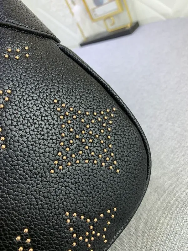 All Categories Official Website "Brand Women's Bags" Women's Bags 💙 LV 2024 New LV Crossbody Bag