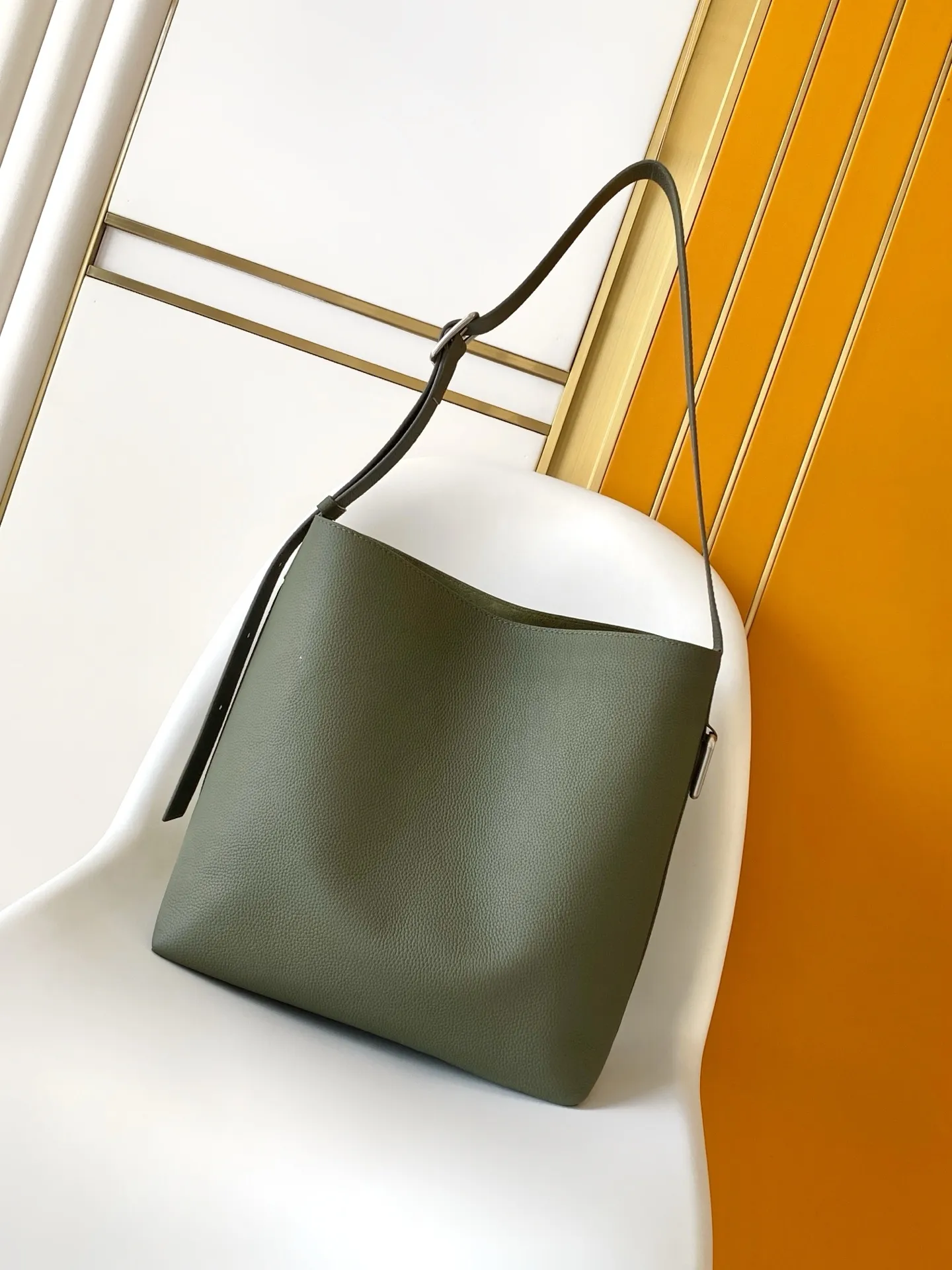 All Categories Official Website "Brand Women's Bags" Women's Bags 💙 LV 2026 New LV Crossbody Bag