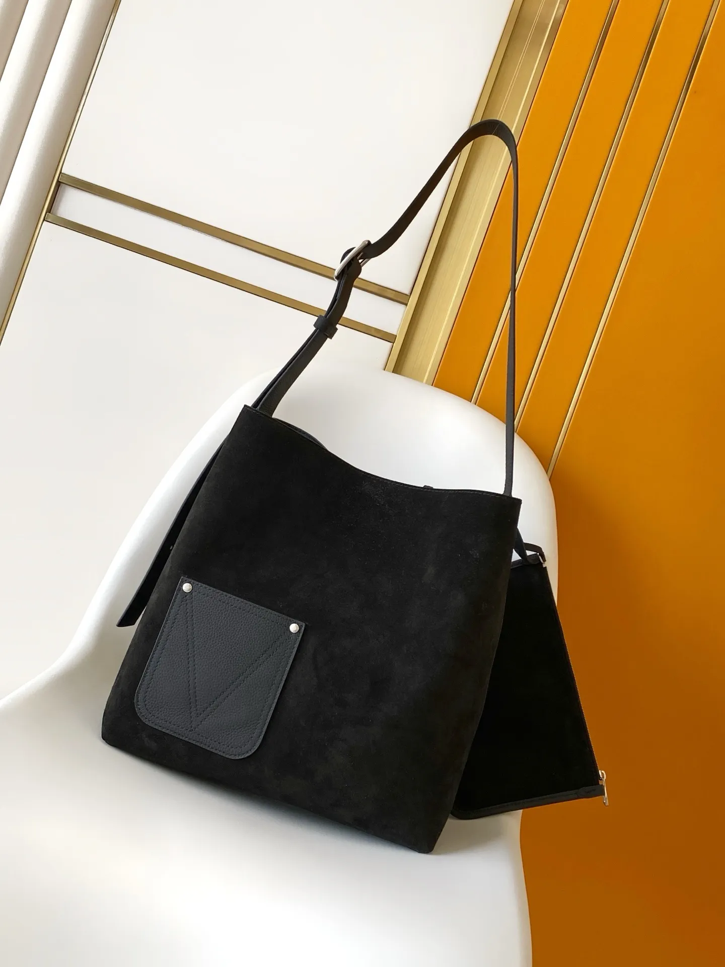 All Categories Official Website "Brand Women's Bags" Women's Bags 💙 LV 2026 New LV Crossbody Bag