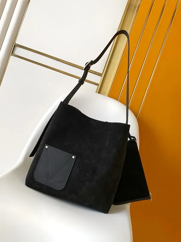 All Categories Official Website "Brand Women's Bags" Women's Bags 💙 LV 2026 New LV Crossbody Bag