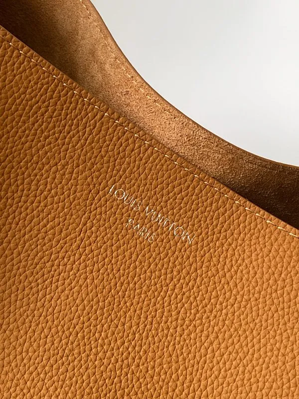 All Categories Official Website "Brand Women's Bags" Women's Bags 💙 LV 2026 New LV Crossbody Bag